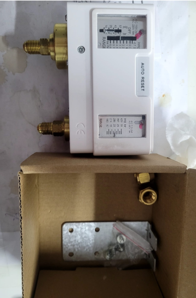 Presostat dual reglabil Fenshen HLP830E (P830E) – control presiune joasă și înaltă pentru instalații frigorifice și HVAC
